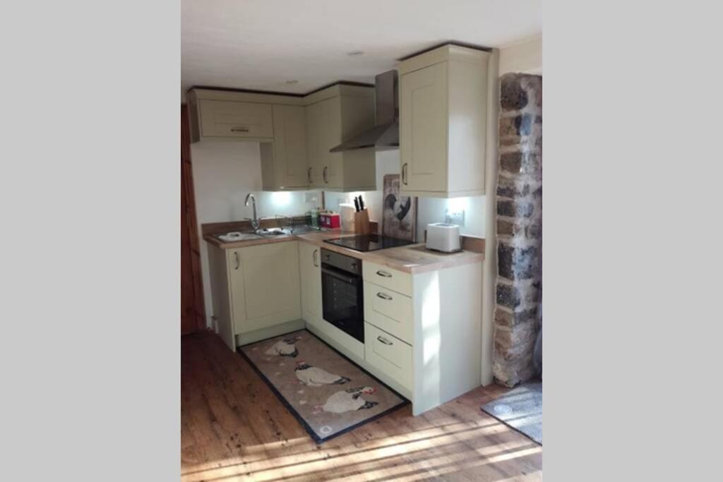 Farm Accommodation - The Lizard Peninsula, Cornwall Helston Kültér fotó
