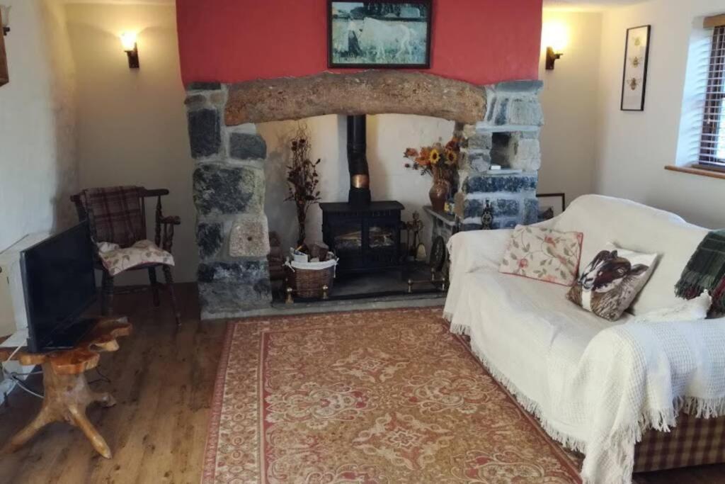 Farm Accommodation - The Lizard Peninsula, Cornwall Helston Kültér fotó